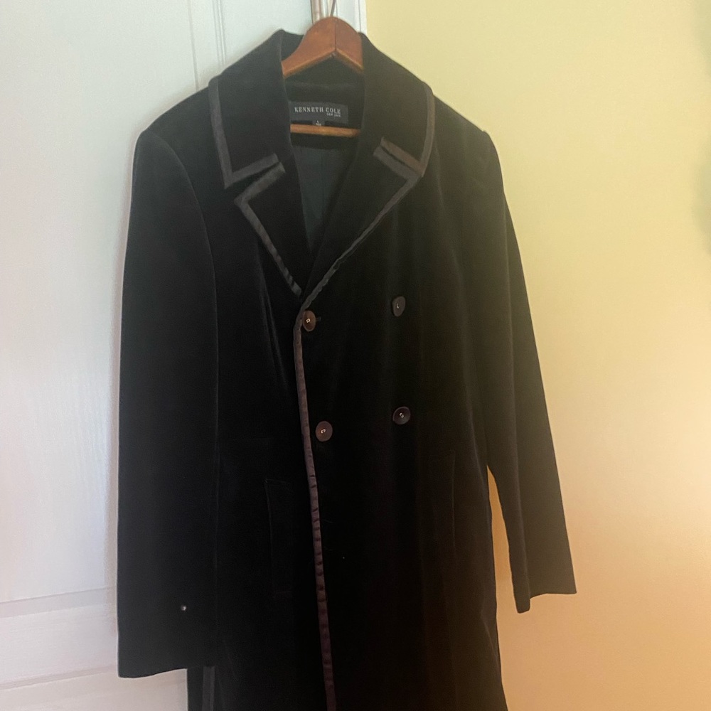 Kenneth Cole velvet  Coat with Button Accents
